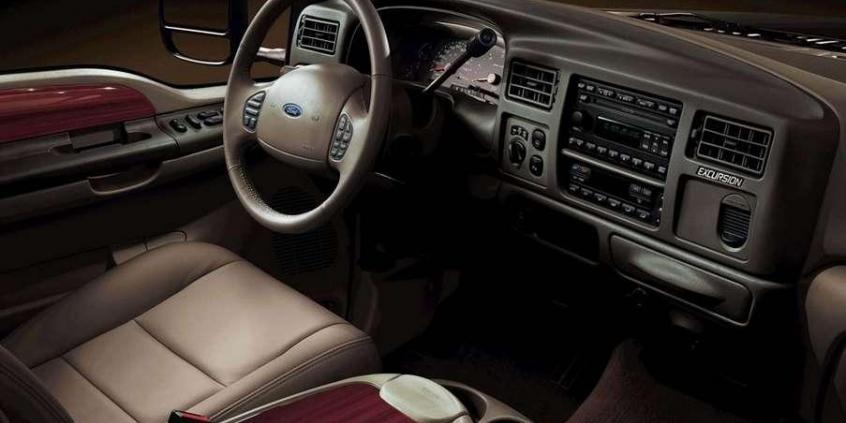 Ford Excursion - największy SUV na planecie