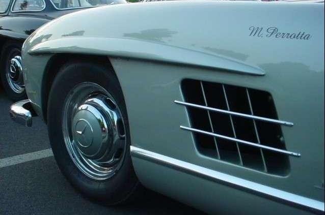 Dziennikarze narażali życie, by zmierzyć się z jego legendą - Mercedes SL