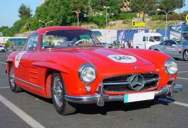Dziennikarze narażali życie, by zmierzyć się z jego legendą - Mercedes SL