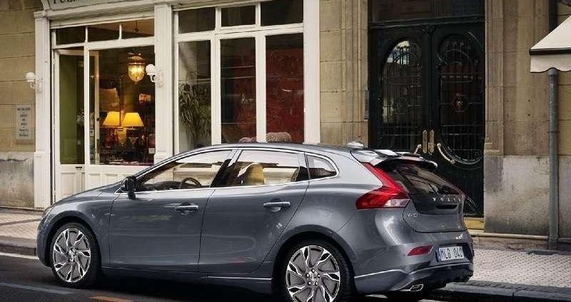 Stonowana rewolucja po szwedzku - Volvo V40