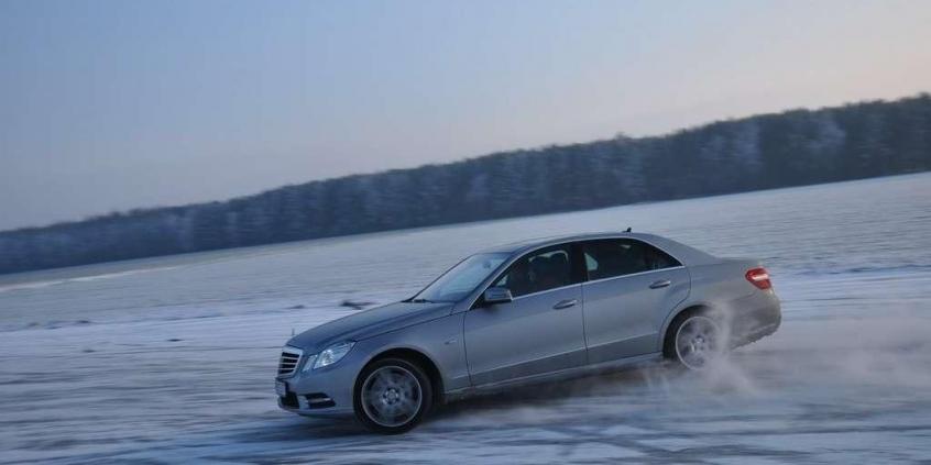 Jak opanować 200 koni na śniegu? - Skoda Octavia