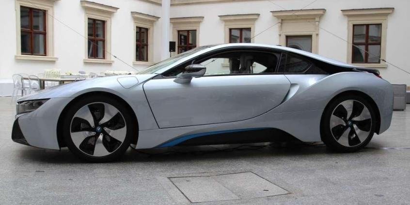 BMW i8 - sportowa hybryda jutra