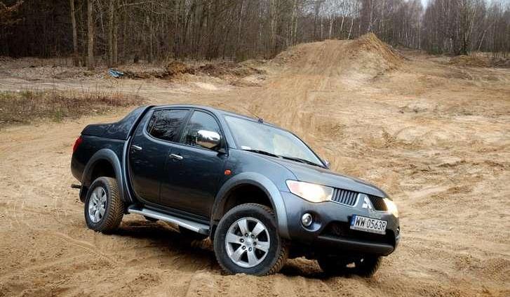 Mitsubishi L200 - farmer w mieście