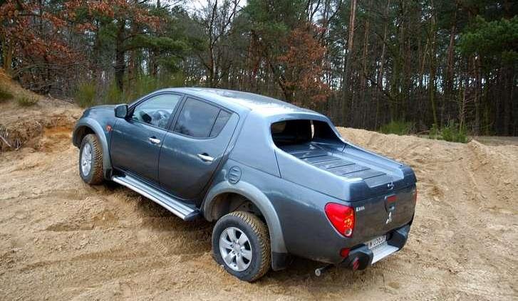 Mitsubishi L200 - farmer w mieście