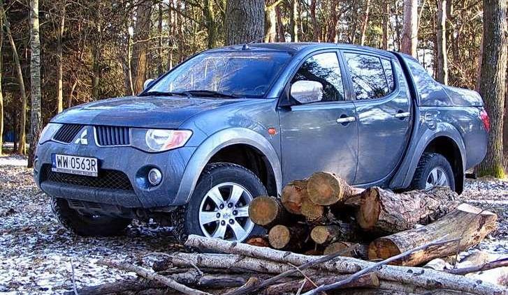 Mitsubishi L200 - farmer w mieście