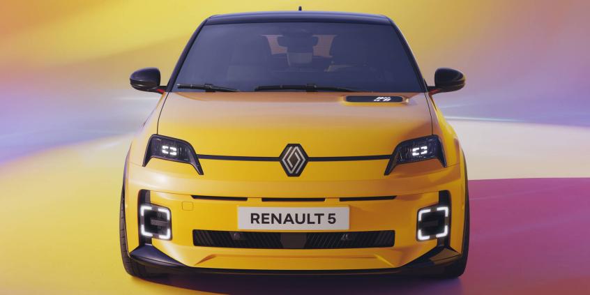 Hyundai Inster vs Renault 5 E-Tech – który miejski elektryk do 150 000 zł wybrać? Zasięg, ładowanie i koszty eksploatacji w praktyce