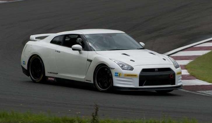 GT-R prawie jak nowy
