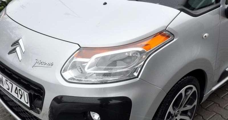 C3 Picasso - Dar młodzieży