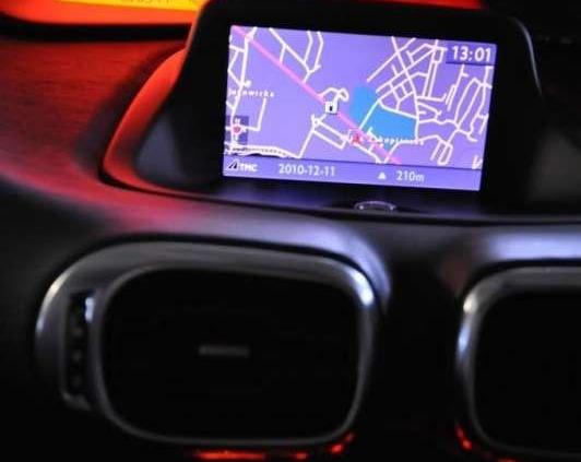 C3 Picasso - Dar młodzieży