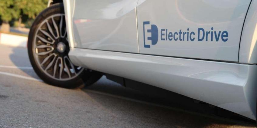 Mercedes klasy B Electric Drive - Tesla dla rodziny