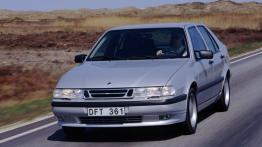 Saab 9000 1997 - widok z przodu