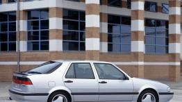 Saab 9000 1997 - prawy bok