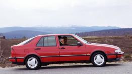Saab 9000 1997 - prawy bok