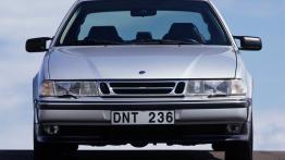 Saab 9000 1997 - widok z przodu