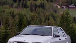 Saab 9000 1997 - widok z przodu