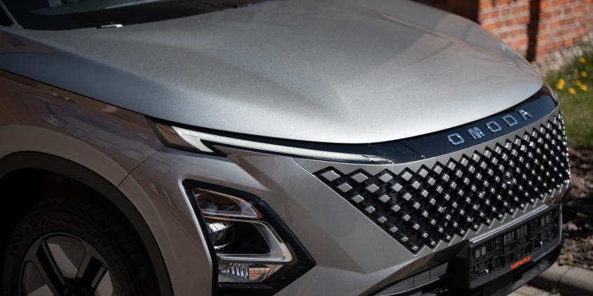 Omoda 5 Hybrid Premium to wersja, której od początku brakowało. Wreszcie mogę ją (warunkowo) polecić