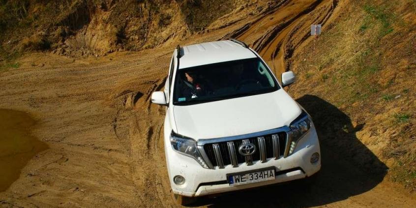 Toyota Land Cruiser 150 - W teren z komfortem