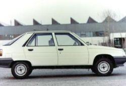 Renault 11 Hatchback 1.1 48KM 35kW 1983-1986 - Oceń swoje auto