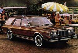 Chrysler LE Baron II Kombi 2.2 85KM 63kW 1981-1988