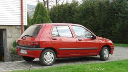 Renault Clio I 1.8 16V 137KM 101kW 1990-1998