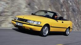 Saab 900 Cabriolet 1998 - widok z przodu