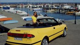 Saab 900 Cabriolet 1998 - widok z tyłu