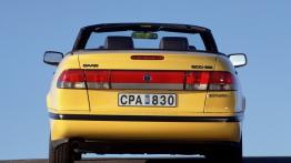 Saab 900 Cabriolet 1998 - widok z tyłu