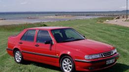 Saab 9000 1998 - prawy bok