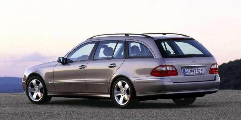 Świat wielkich kombi - nowa Skoda Superb czy używany Mercedes klasy E?