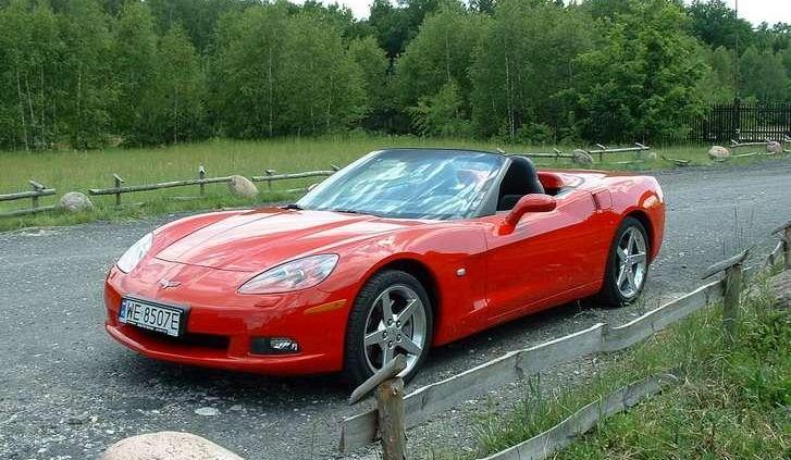Porażający Chevrolet Corvette C6 Convertible
