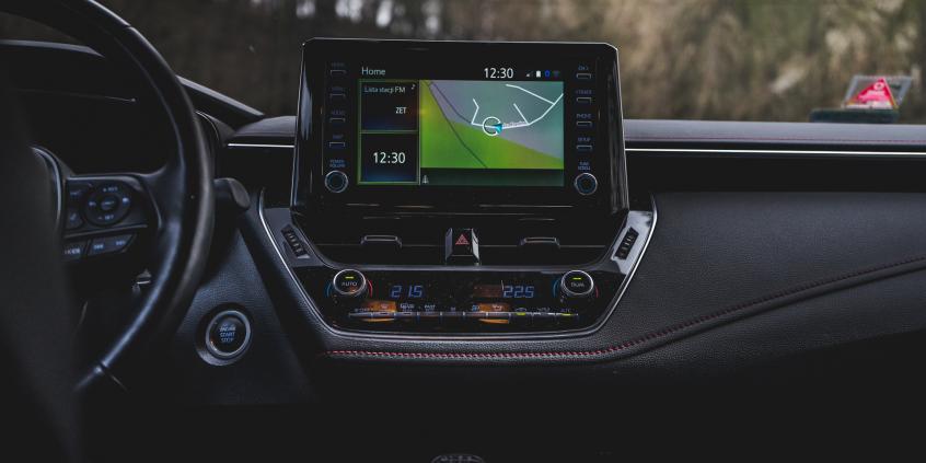 Toyota Corolla Hatchback 1.2 Turbo. Pa pa, Aurisie...