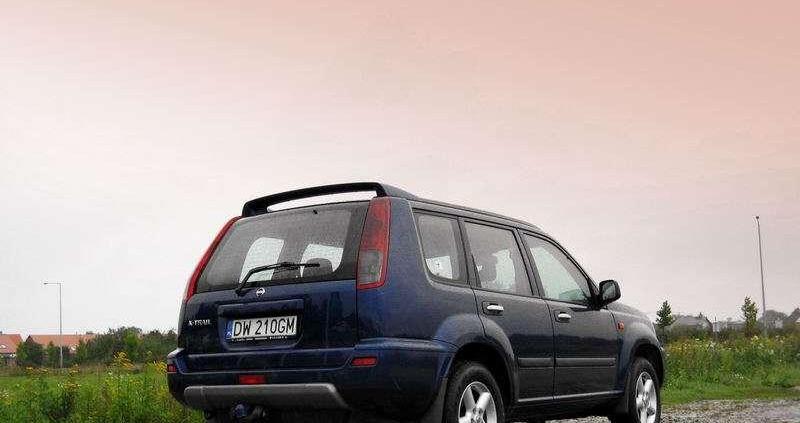 Nissan X-Trail I - uniwersalny czy bezsensowny?