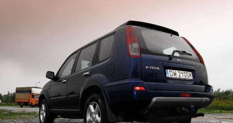 Nissan X-Trail I - uniwersalny czy bezsensowny?