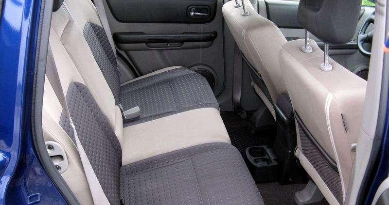 Nissan X-Trail I - uniwersalny czy bezsensowny?