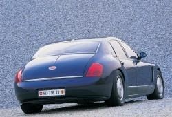 Bugatti EB 218 6.3 555KM 408kW 1999