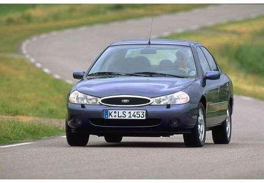 Ford Mondeo II - pierwszy newedgedesigner...