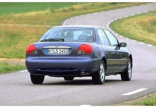 Ford Mondeo II - pierwszy newedgedesigner...