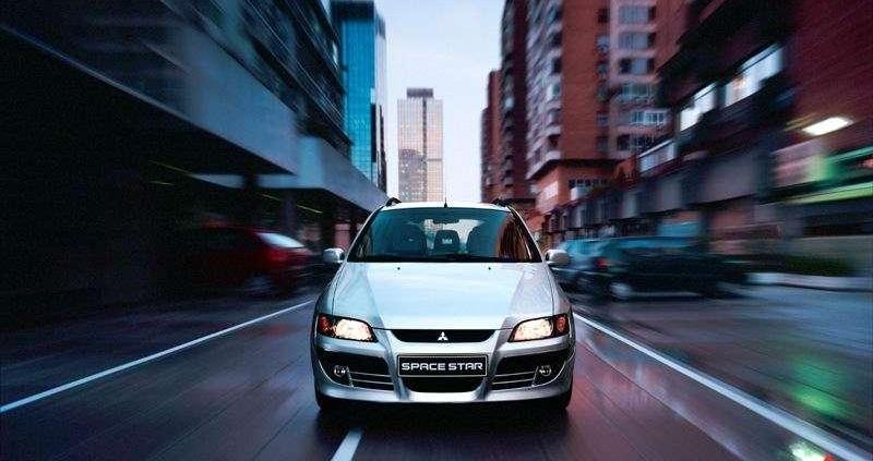 Mitsubishi Space Star - gwiazda tylko z nazwy?