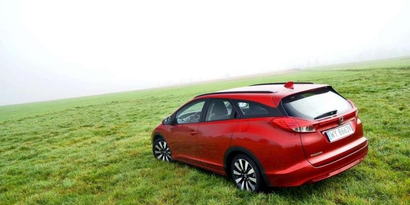 Honda Civic Tourer 1,6 i-DTEC Sport - kombi po japońsku