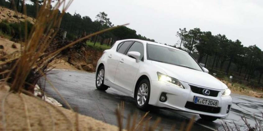 Lexus CT 200h -  Podwójna nowość