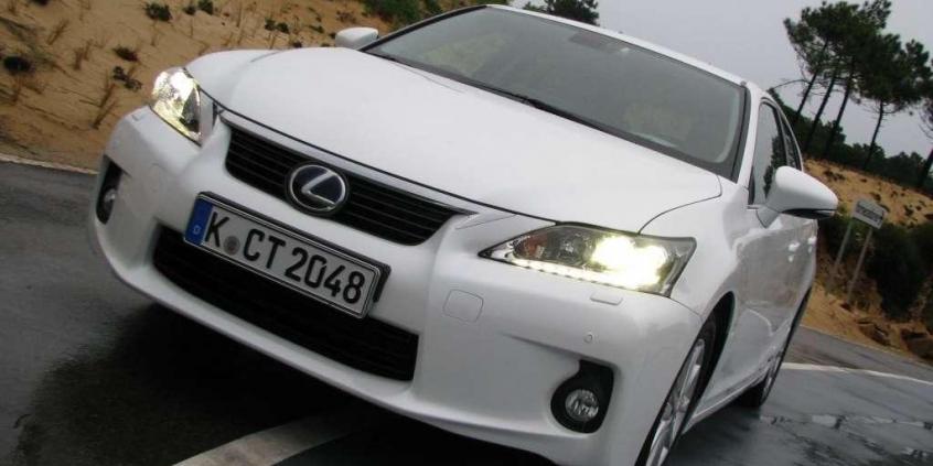 Lexus CT 200h -  Podwójna nowość