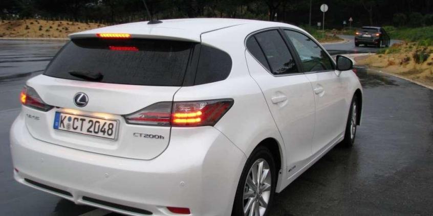 Lexus CT 200h -  Podwójna nowość