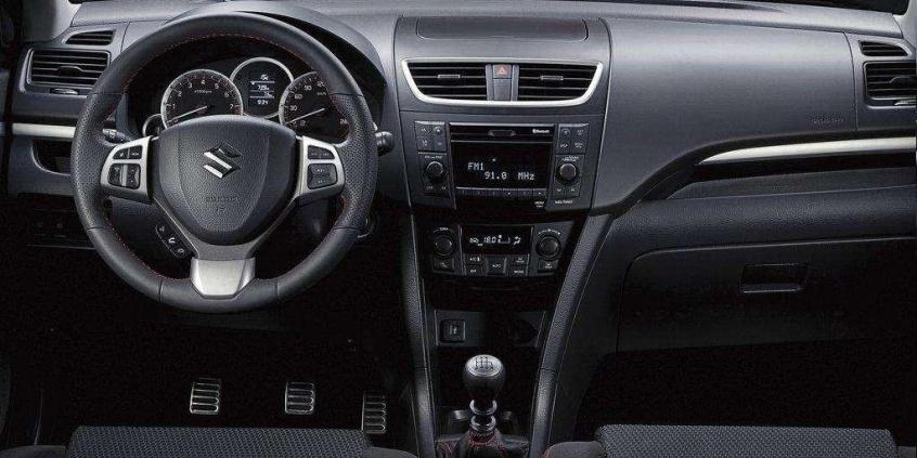 Sport w różnych smakach - używana Impreza WRX czy nowe Suzuki Swift Sport?