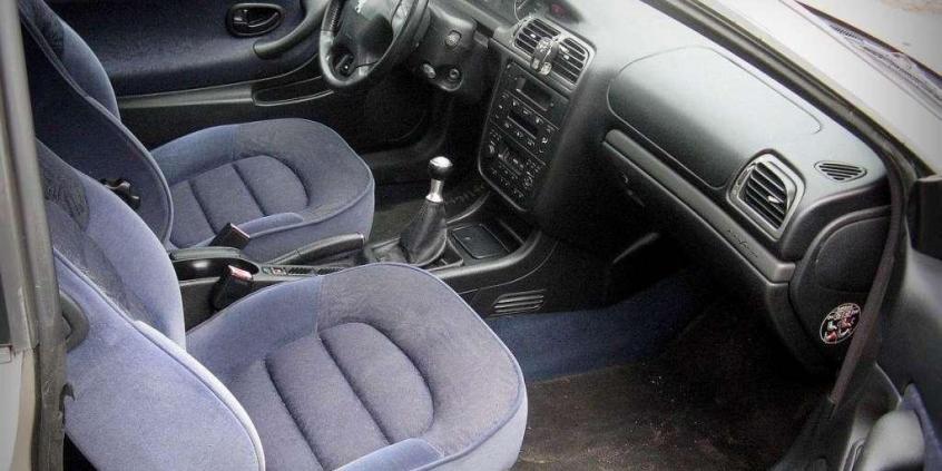 Peugeot 406 Coupe - bo z przyprawą jest lepiej