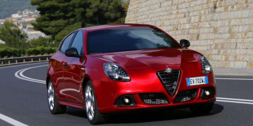 Seat Leon Cupra vs konkurenci