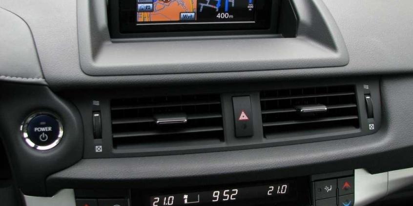 Lexus CT 200h -  Podwójna nowość