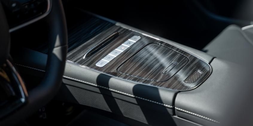 Omoda 5 Hybrid Premium to wersja, której od początku brakowało. Wreszcie mogę ją (warunkowo) polecić