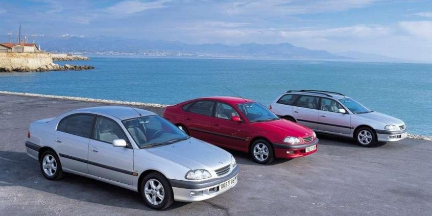 Toyota Avensis I - godny następca