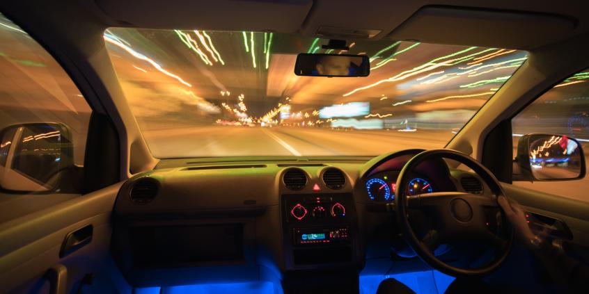 Koniec z driftem i nielegalnymi wyścigami? Prezydent zatwierdza zmiany, choć z zastrzeżeniami