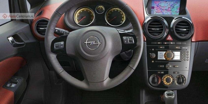 Opel Corsa D - maluch na sterydach